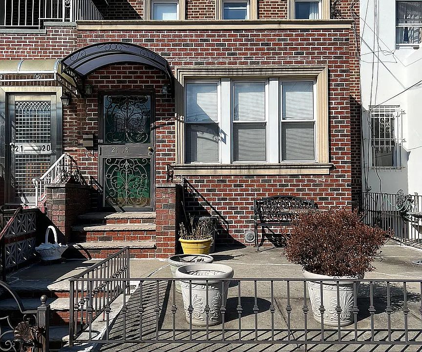 1st image of 2118 37th St