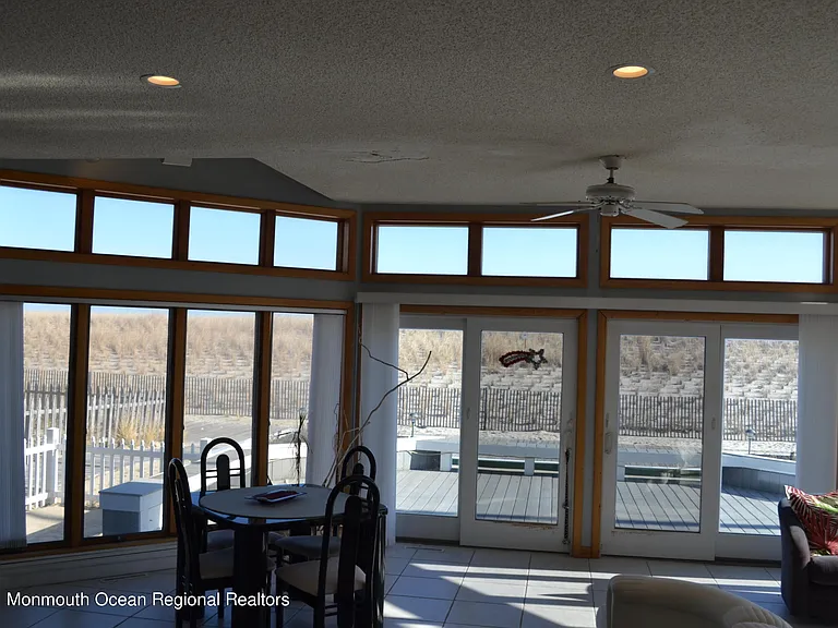 106 Oceanfront — Photo 18