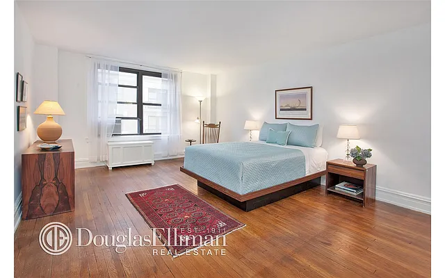 Sold by Douglas Elliman | media 4