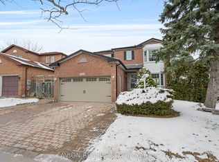 1608 Dellbrook Ave, Pickering, ON L1X2M7
