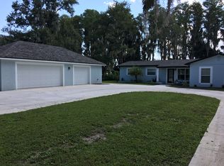 19205 Crooked Ln, Lutz, FL 33548