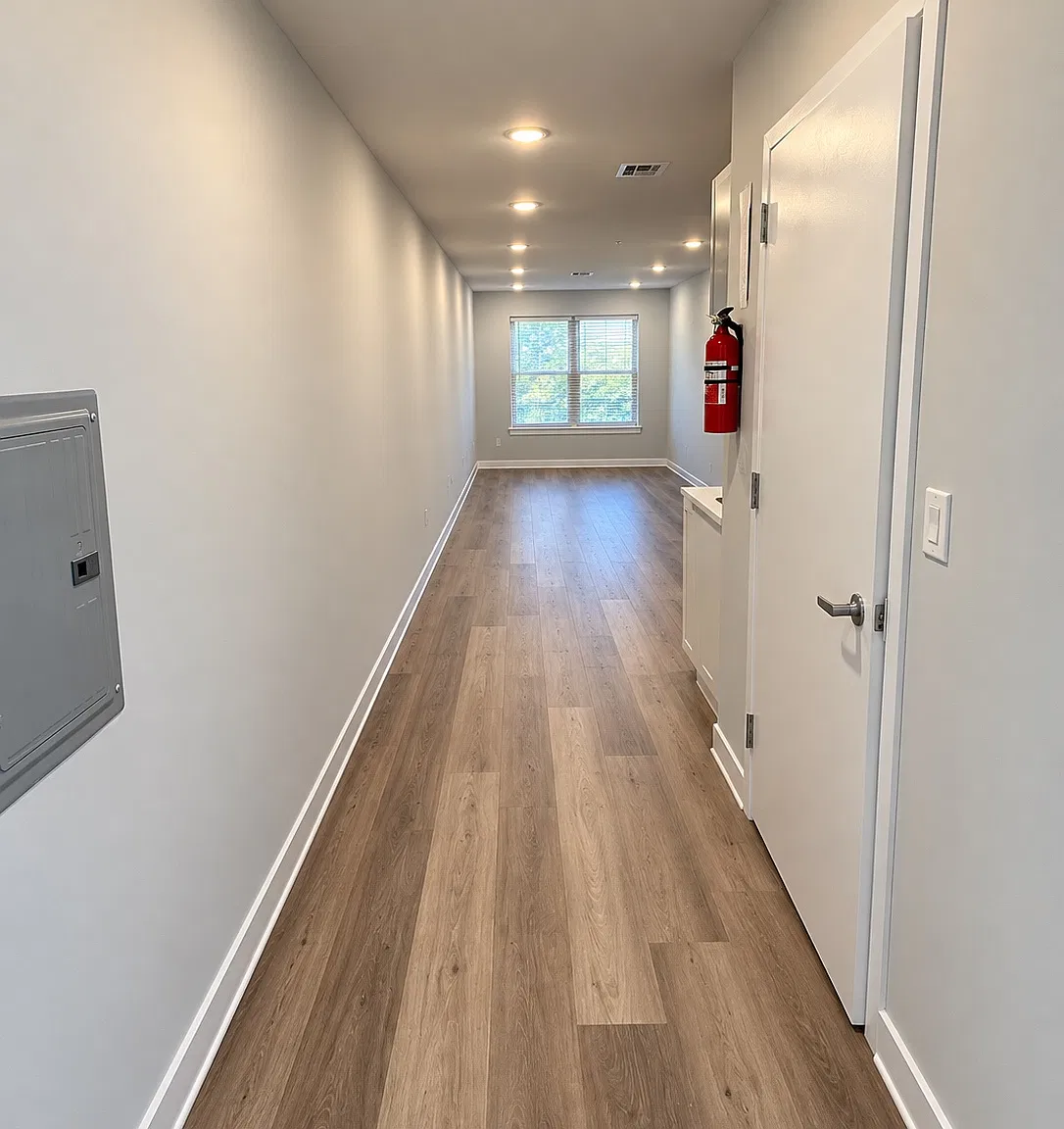 1 bed, $1,718 — Photo 3