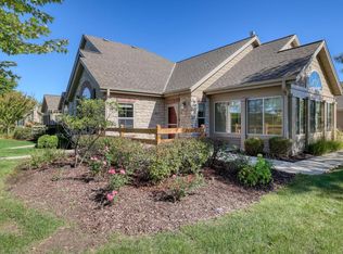 W155N7061 Amberleigh Cir, Menomonee Falls, WI 53051