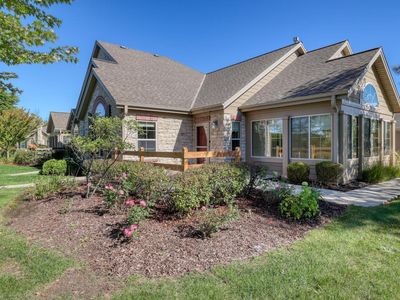 W155N7061 Amberleigh CIRCLE, Menomonee Falls, WI, 53051