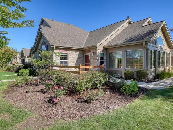W155N7061 Amberleigh CIRCLE, Menomonee Falls, WI 53051