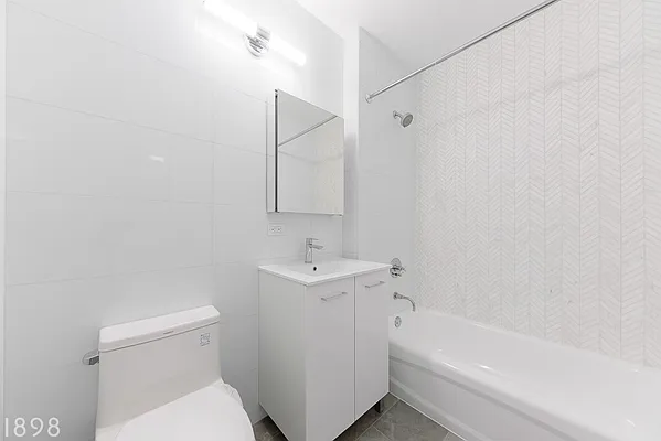 Rented by A&E Real Estate Management | media 6