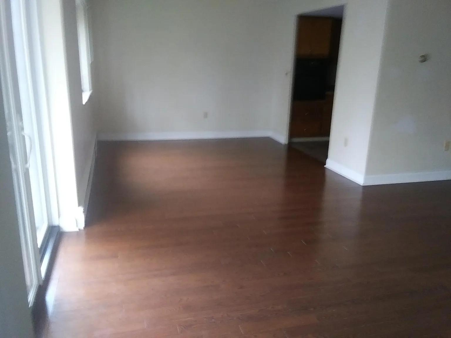 267 Linwood Ave — Photo 3
