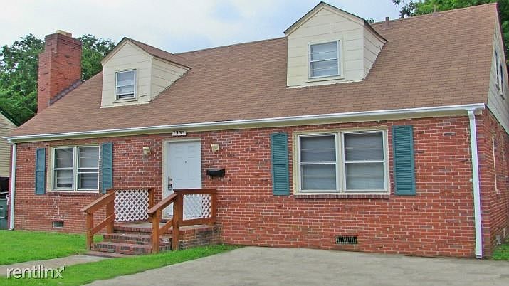 133 norfolk apartments near ODU off campus housing pano