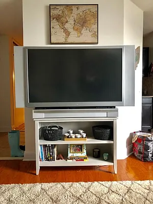 Rented by Anchor Associates | media 21