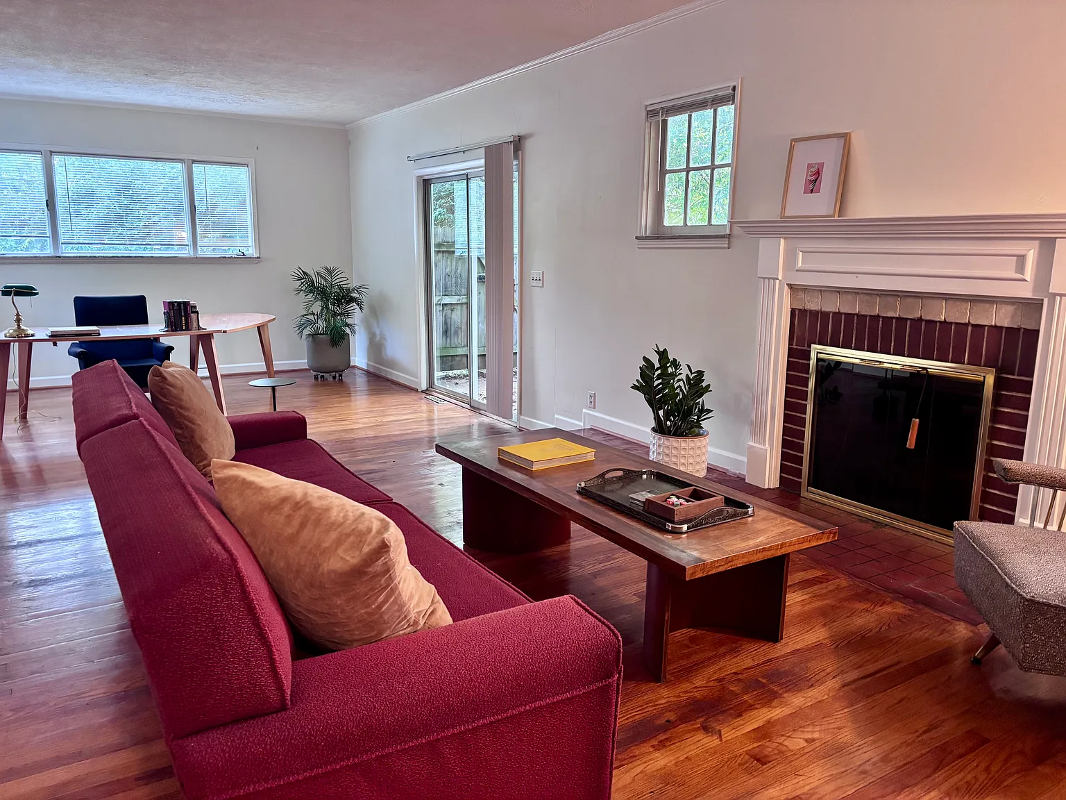 4 bed, 1850 sqft, $3,500 — Photo 3