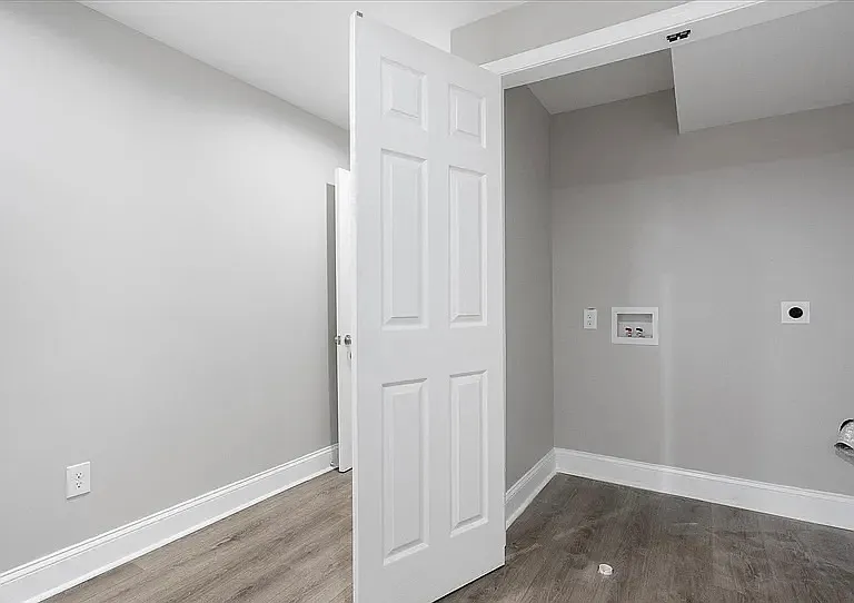 7137 Eastbrook Ave — Photo 12