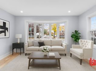 3426 209th St, Bayside, NY 11361