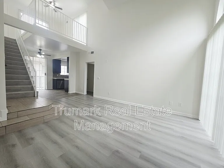 475 E Orange Grove Ave #T — Photo 2