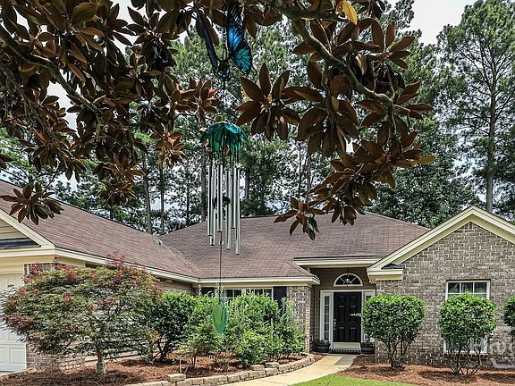 4th image of 88 Yellow Jasmine Court