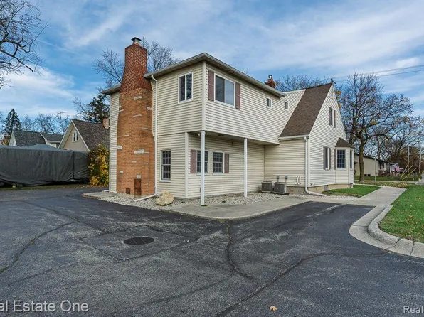 424 S Main St, Davison, MI 48423