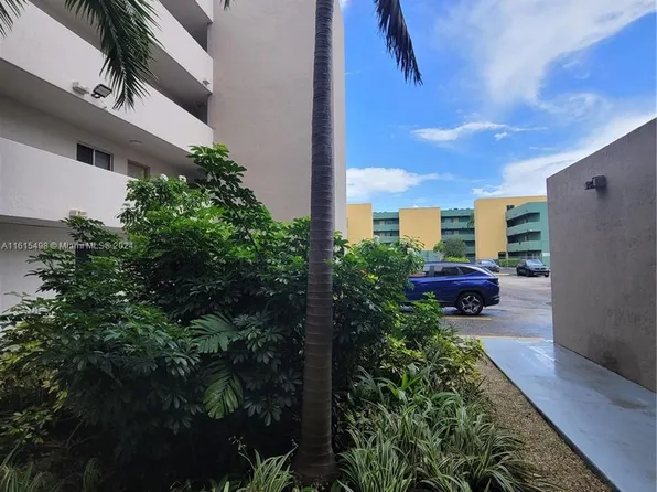 6091 W 22nd Ct APT 105, Hialeah, FL 33016