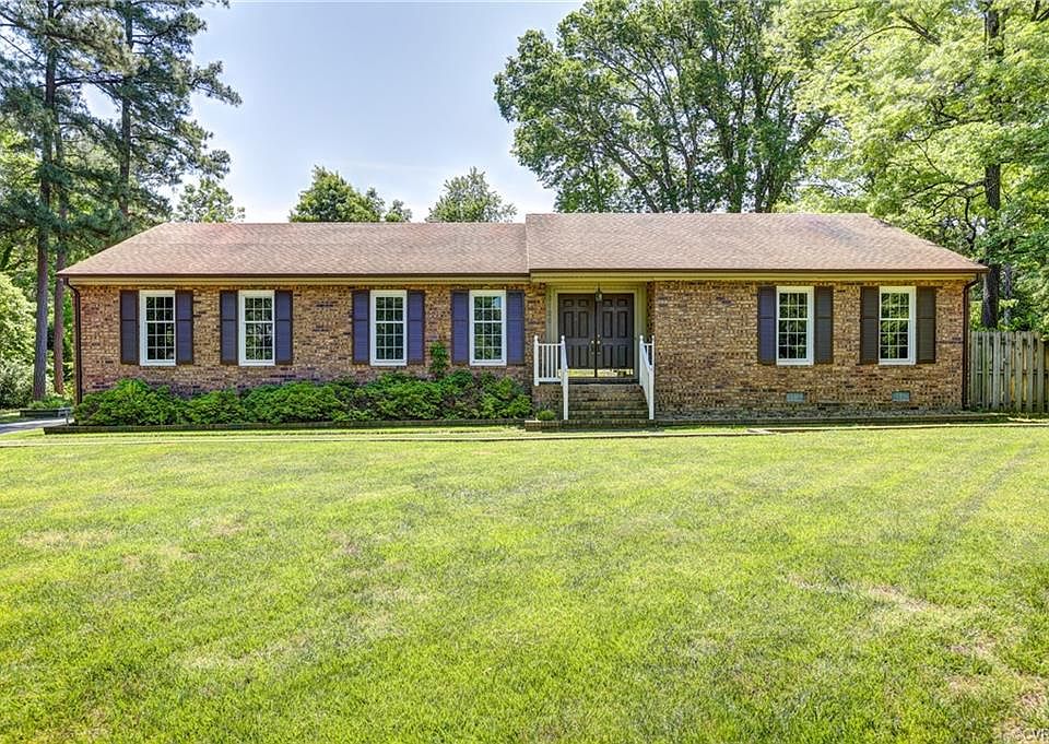 1st image of 8126 S Mayfield Ln