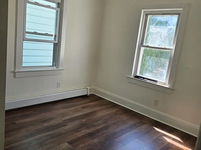 40 Parsons St #1 — Photo 10
