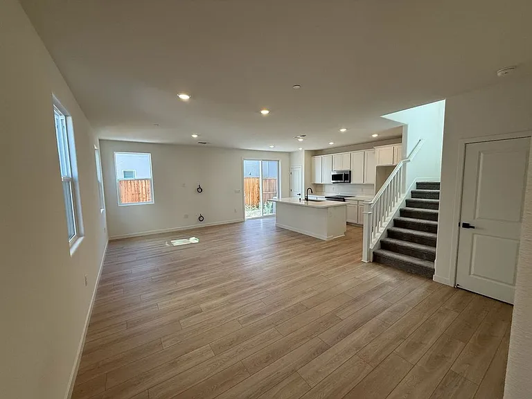 1114 Bengal Loop — Photo 7