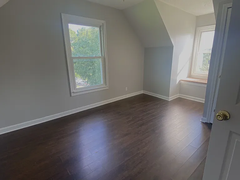 2301 Sherwood Hills Ct — Photo 16