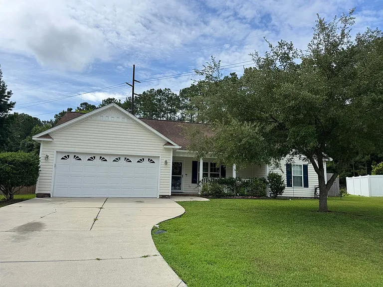 3613 Delesa Ct — Photo 1