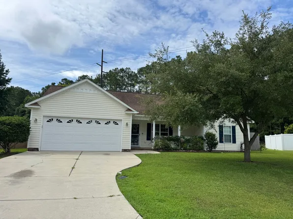 3613 Delesa Ct, New Bern, NC 28562