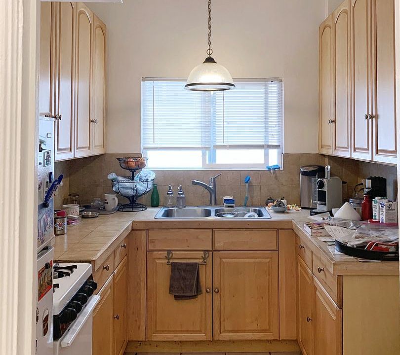 1st image of 2102-2116 C St Unit 9