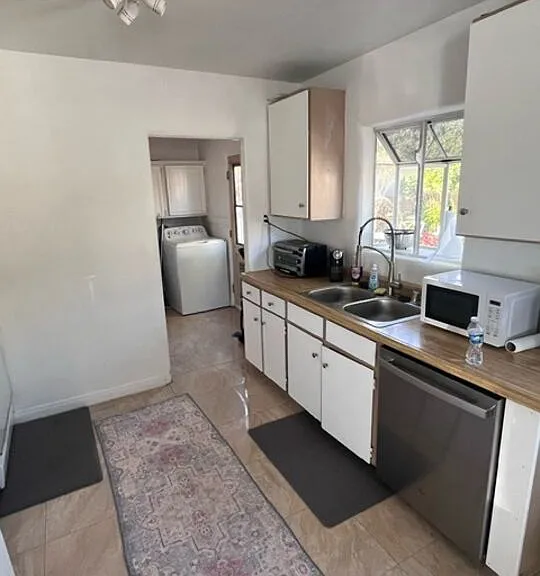 4354 Coolidge Ave — Photo 8