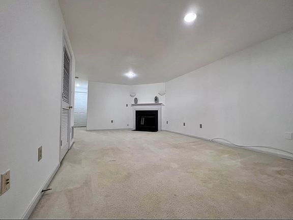 3rd image of 3936 Kathryn Jean Ct #Basement