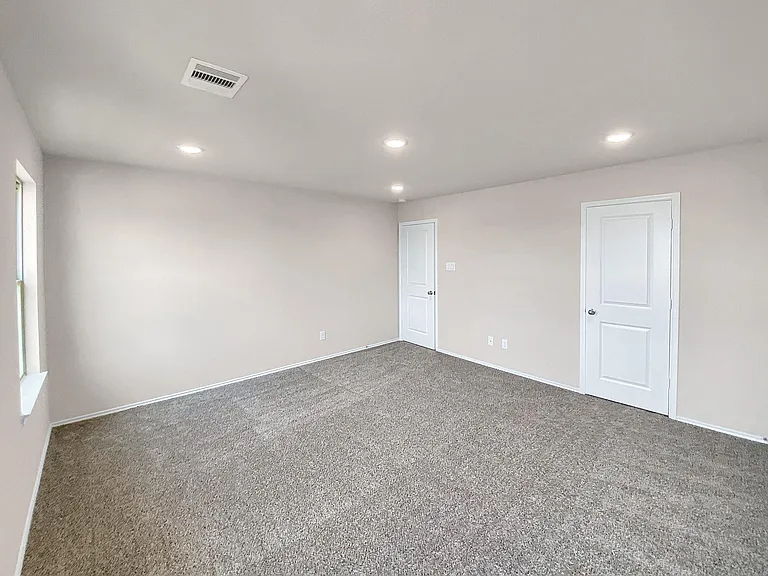 13071 Clearview Dr — Photo 20