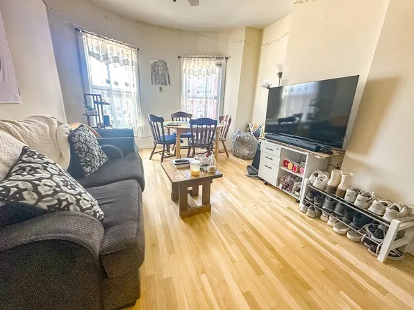 38 S Huntington Ave, Boston, MA