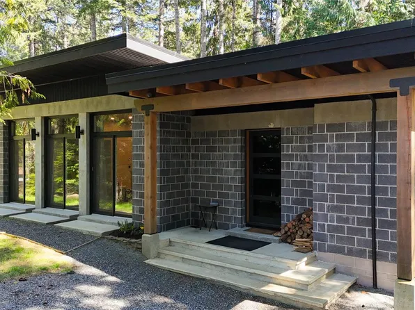 362 Spruce Ave, Nanaimo, BC V0R 1X1