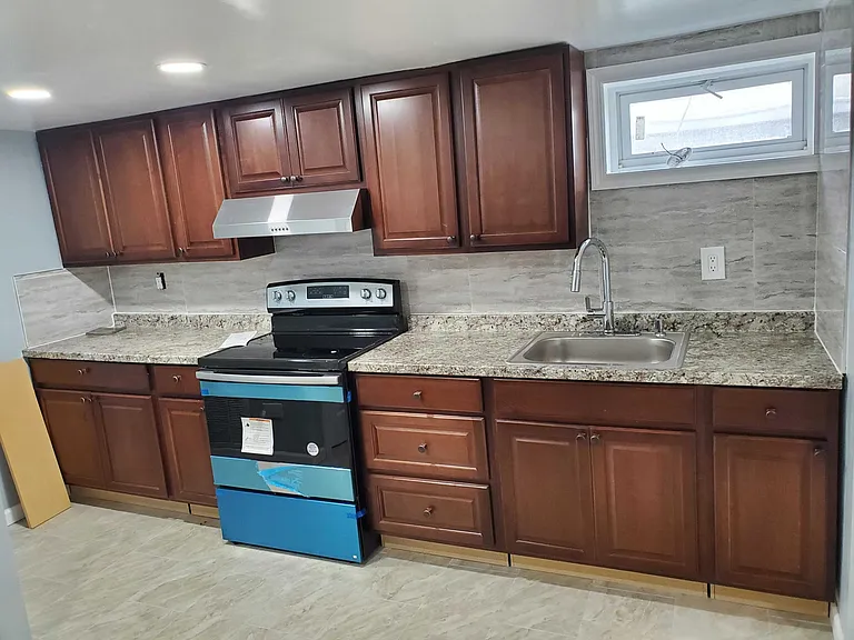 3575 Raven St — Photo 3
