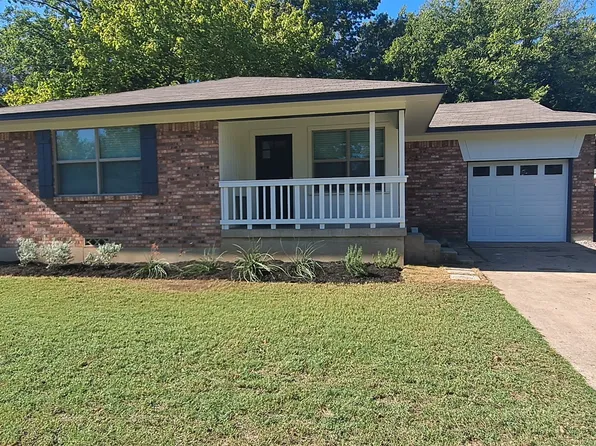 1811 Boyd St, Denton, TX 76209