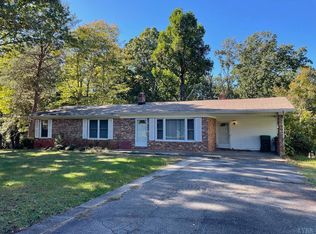 127 Oak Ridge Dr, Altavista, VA 24517