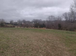 186 Stormy Rd, Spokane, MO 65754