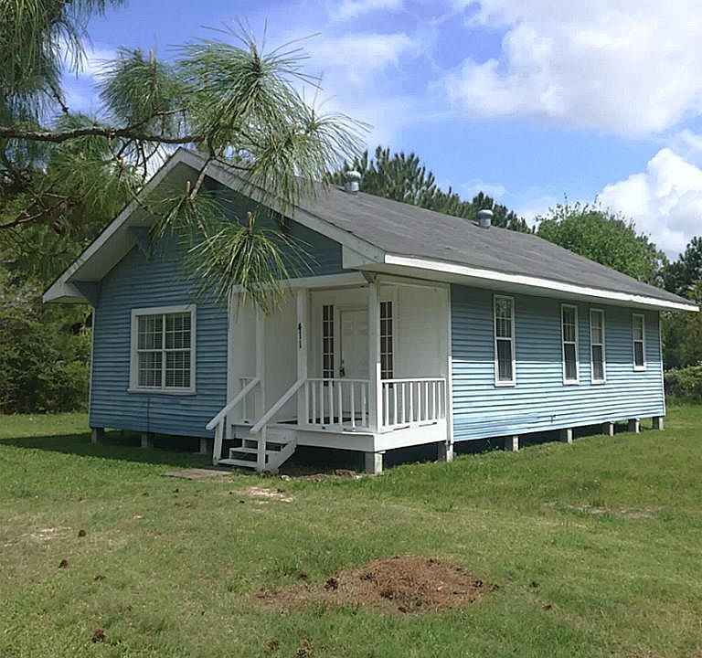 1st image of 411 9th St