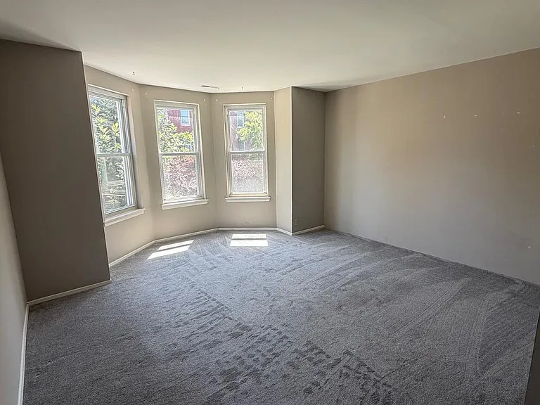 2752 Maryland Ave #2 — Photo 8