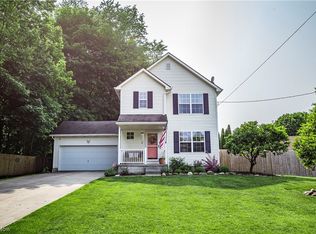 894 Mohawk Trl, Akron, OH 44312