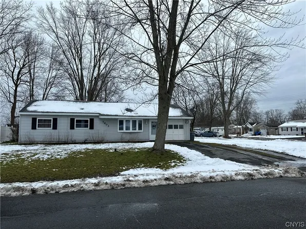 7903 Pegler Blvd, Bridgeport, NY 13030