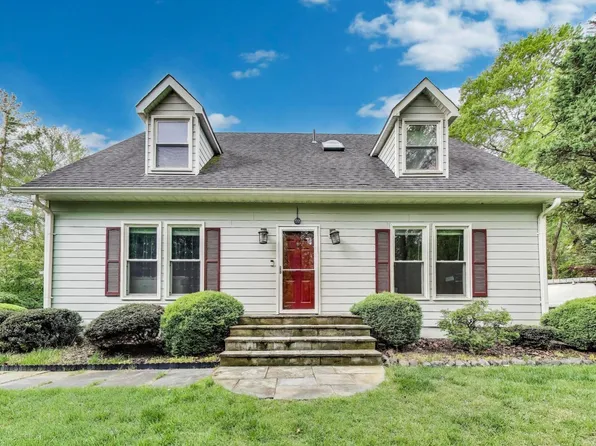 7726 Seven Locks Rd, Bethesda, MD 20817