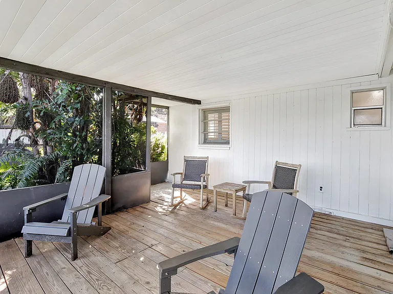3019 N 57th Dr — Photo 17