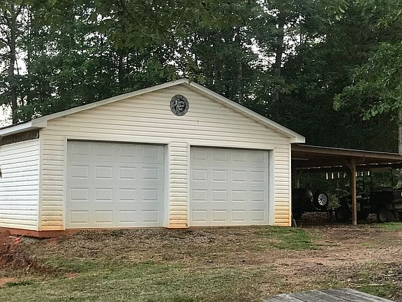 Detached shop, heat and air