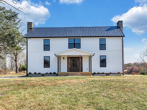 2nd image of 280 Cool Spring Ln