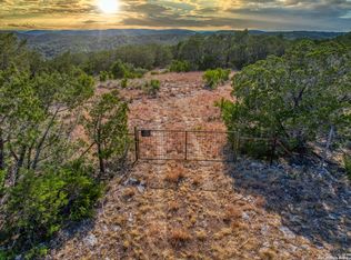 1013 S Ringtail Rd #81, Leakey, TX 78873