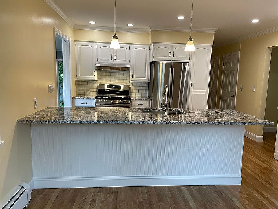 1st image of 231 Nelson Ave