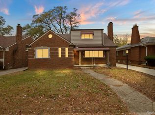 19161 Prairie St, Detroit, MI 48221