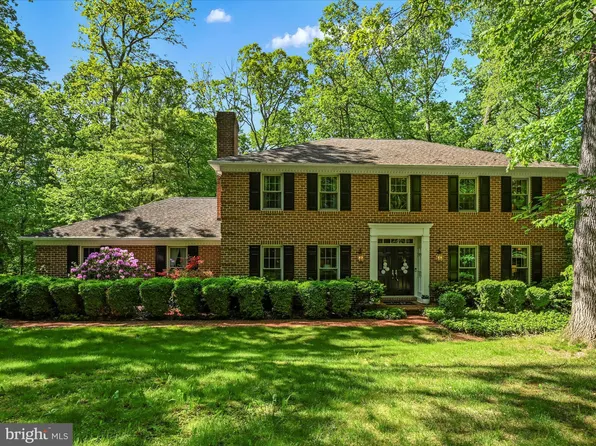 4034 Smoketown Rd, Glenville, PA 17329