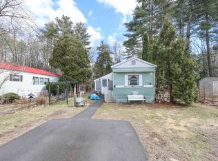 37 Old Cart Rd, Raymond, NH 03077