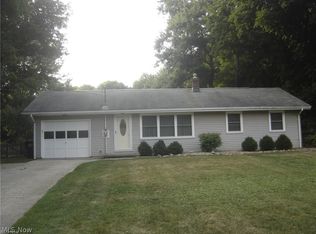 1251 Steese Rd, Uniontown, OH 44685